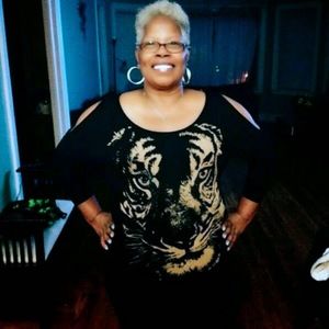 Meet your Posher, Evelyn